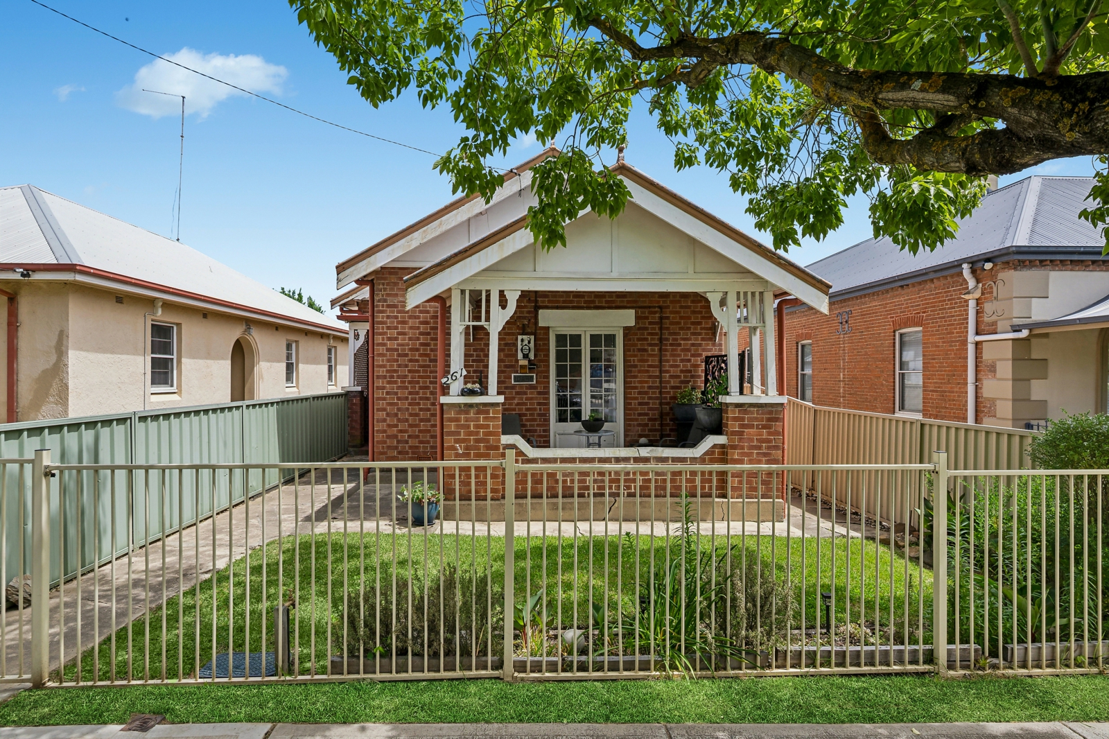 261 George Street,Bathurst