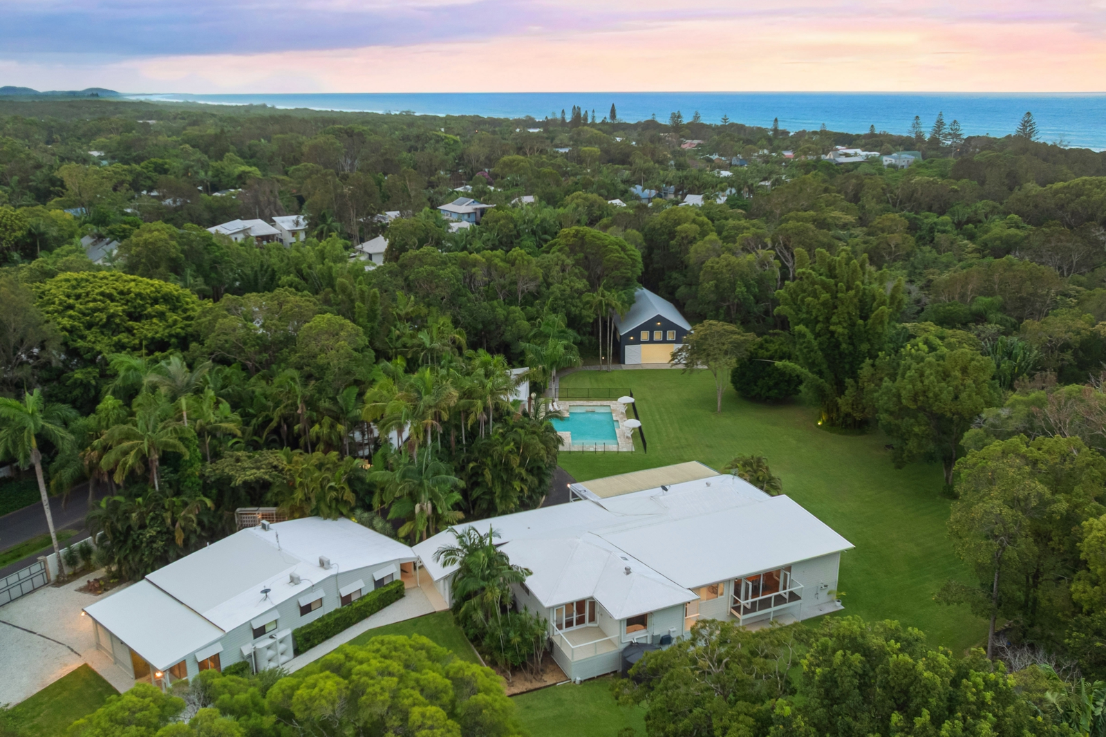 100 Redgate Road, SOUTH GOLDEN BEACH