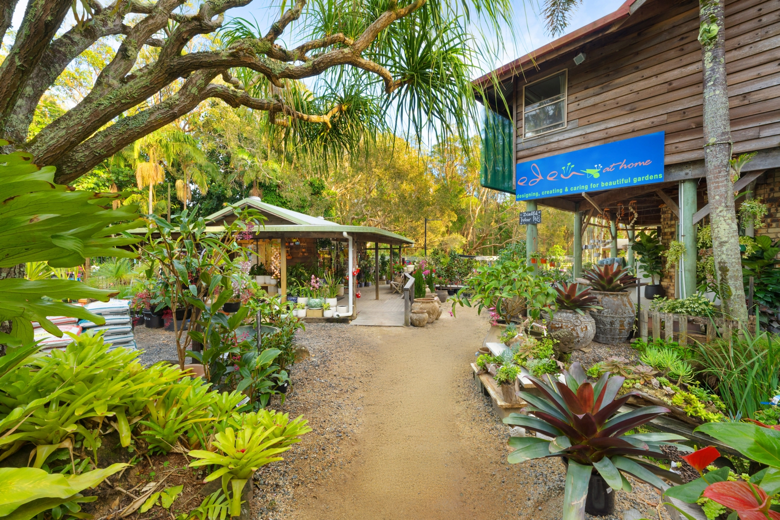 8. Entry Path.jpg