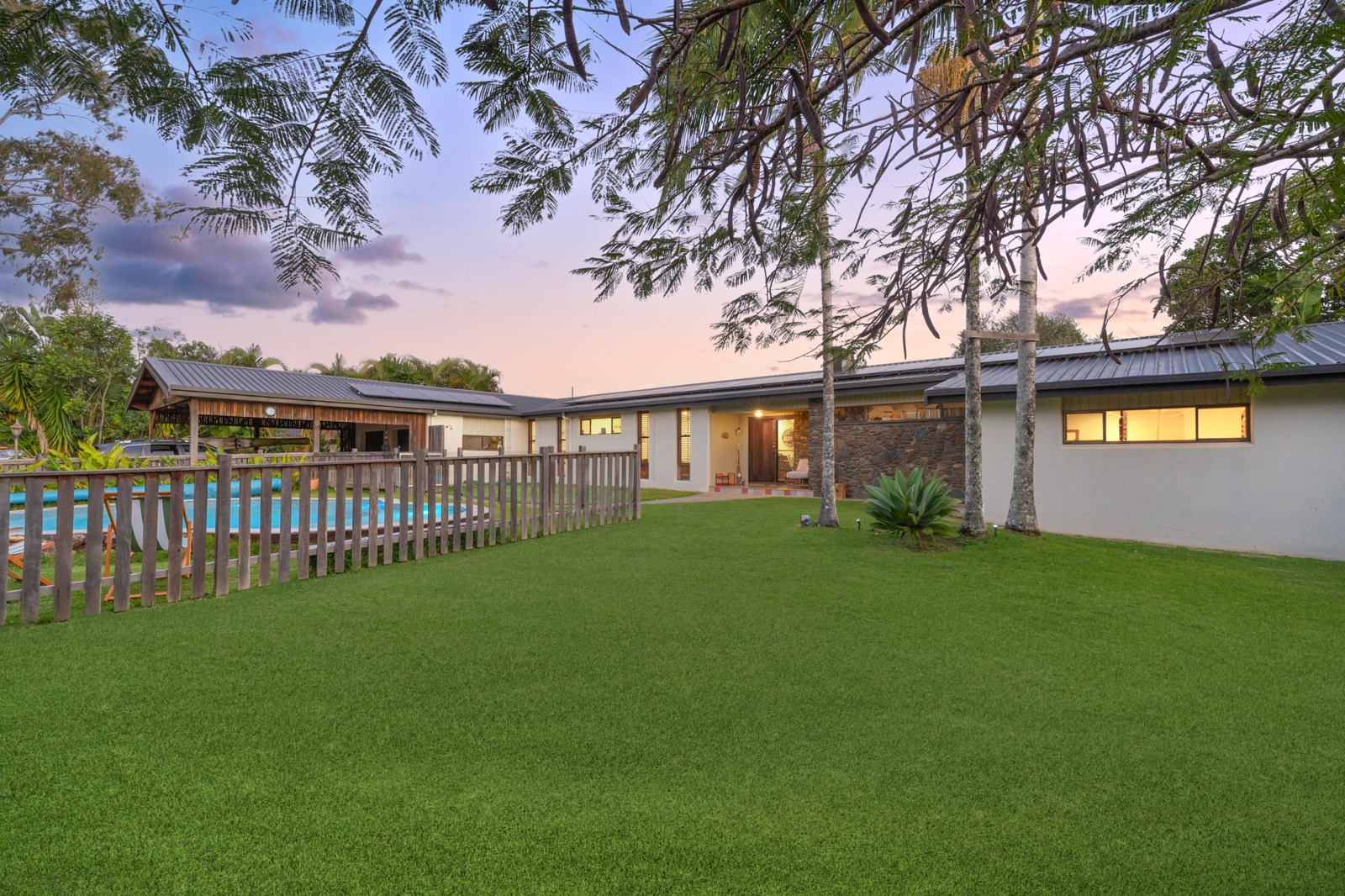 28. Front Yard Dusk.jpg