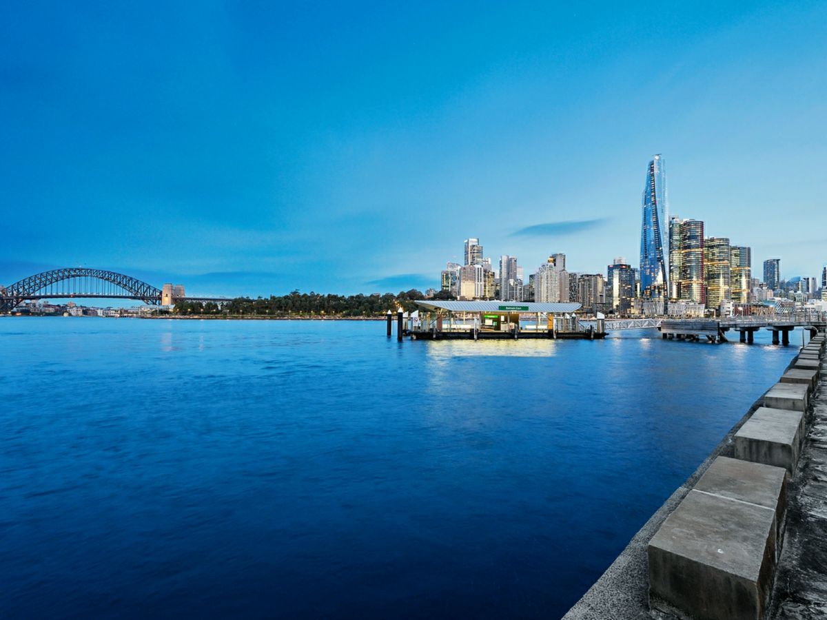 12/22 Paul Street, Balmain East - image 1