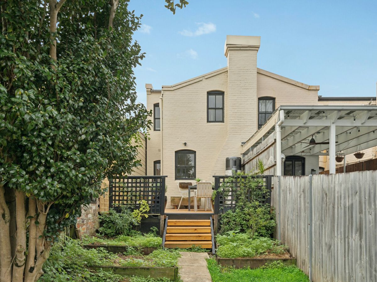 17 Belmore Street, Rozelle - image 2
