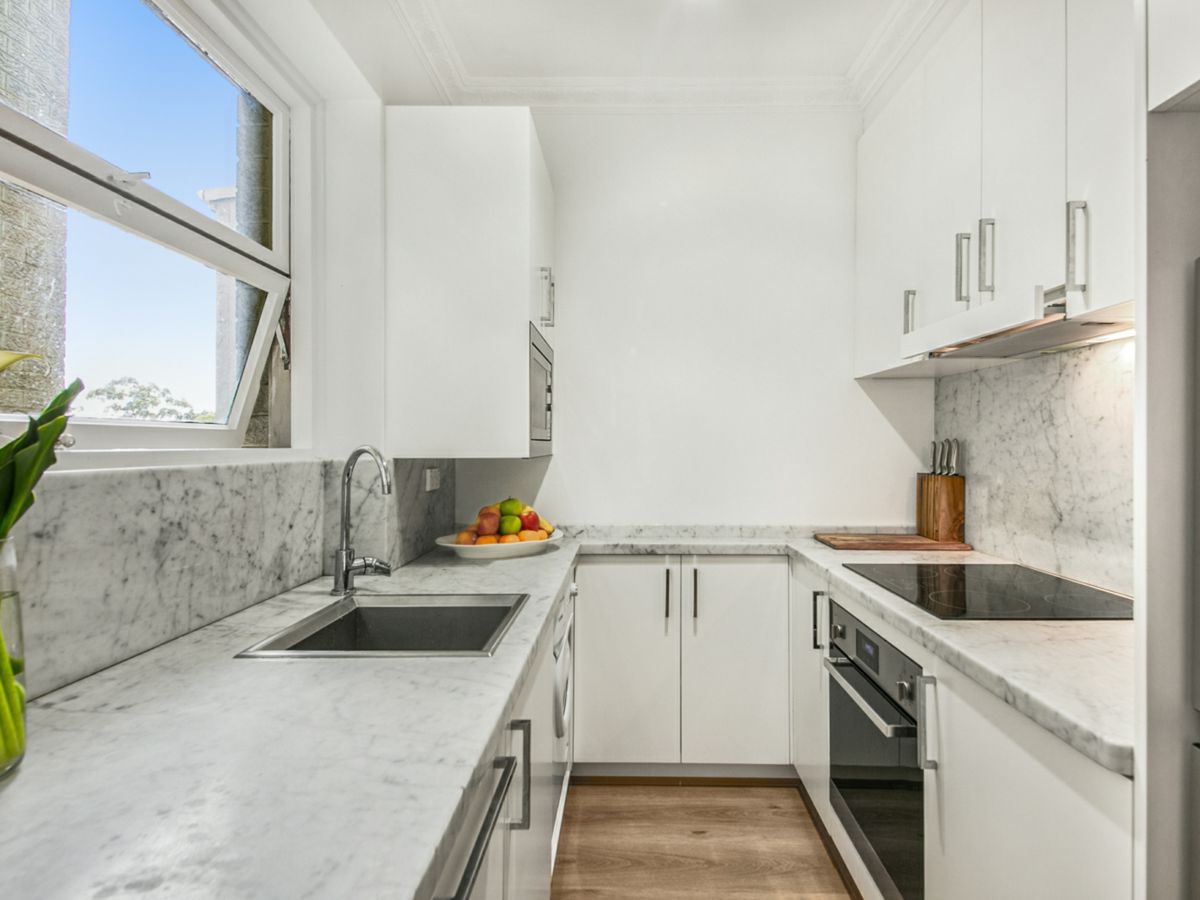 6/1 Glassop Street, Balmain - image 1