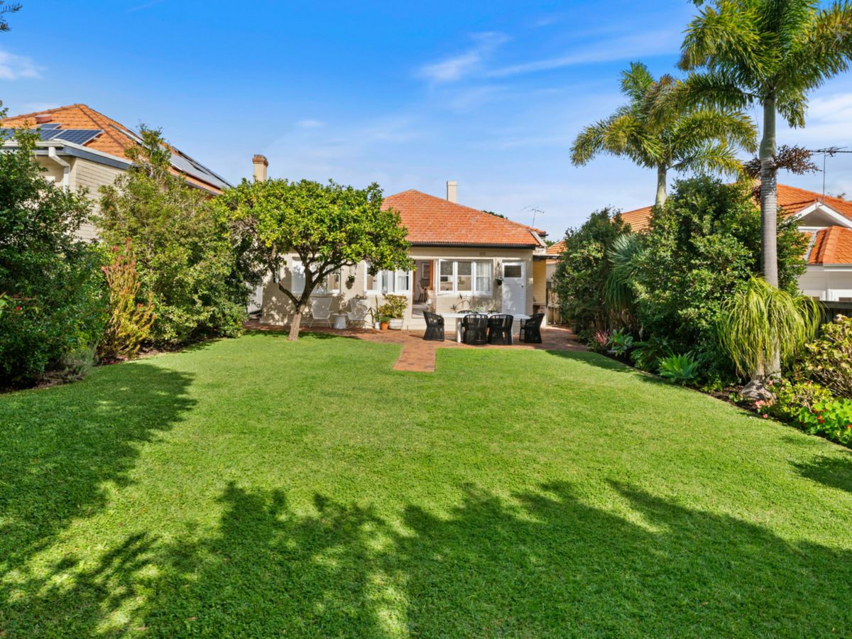 12 Montague Road, Cremorne - image 2