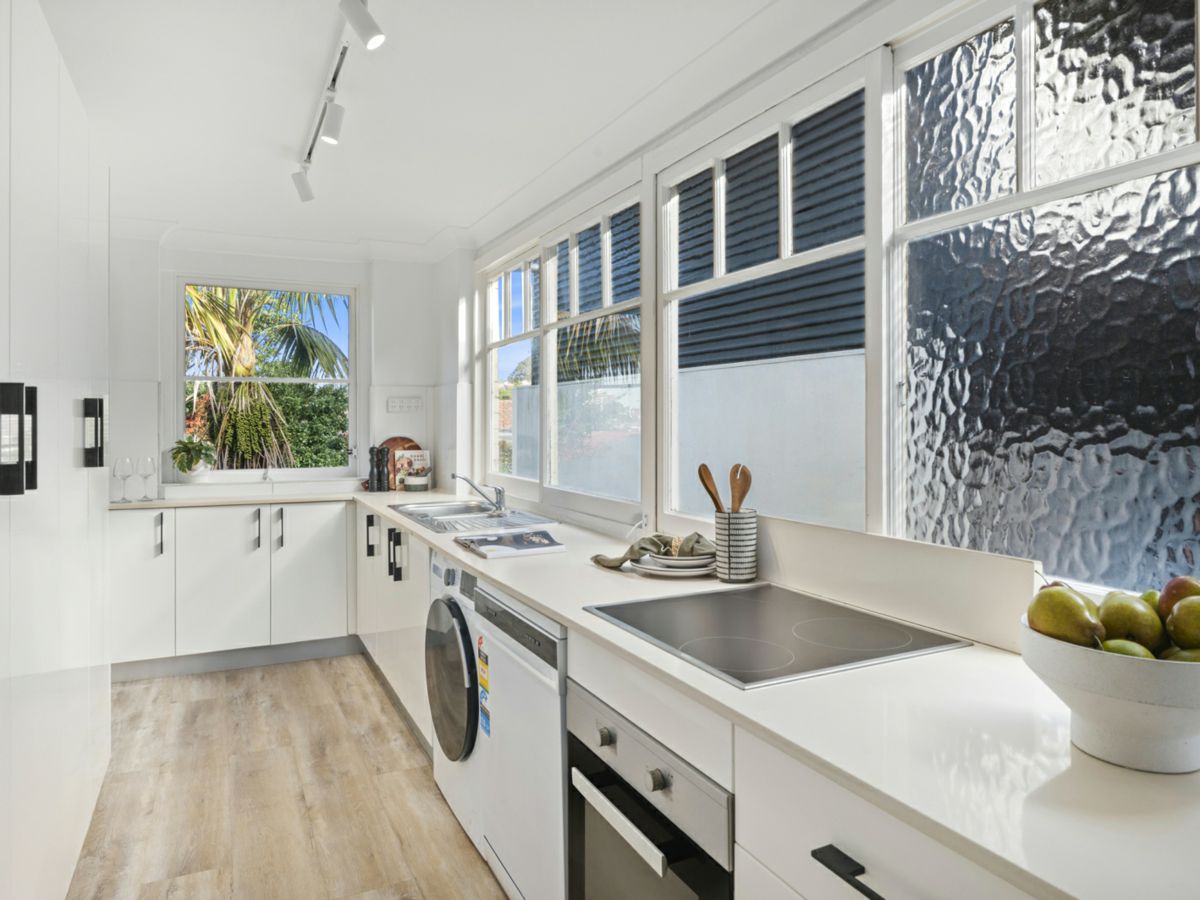 3/6 Brierley Street, Mosman - image 3