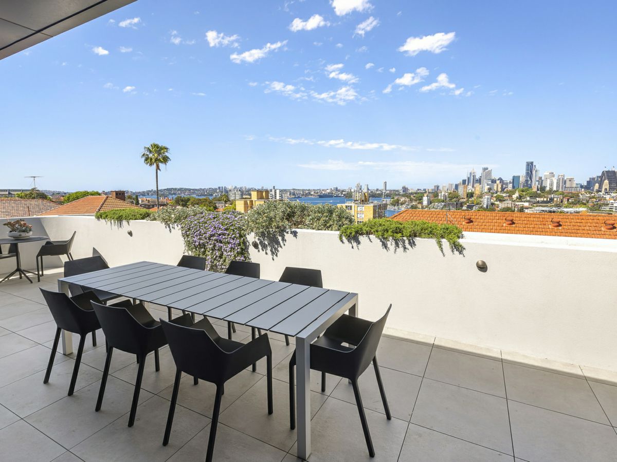 302/14 Thrupp Street, Neutral Bay - image 2