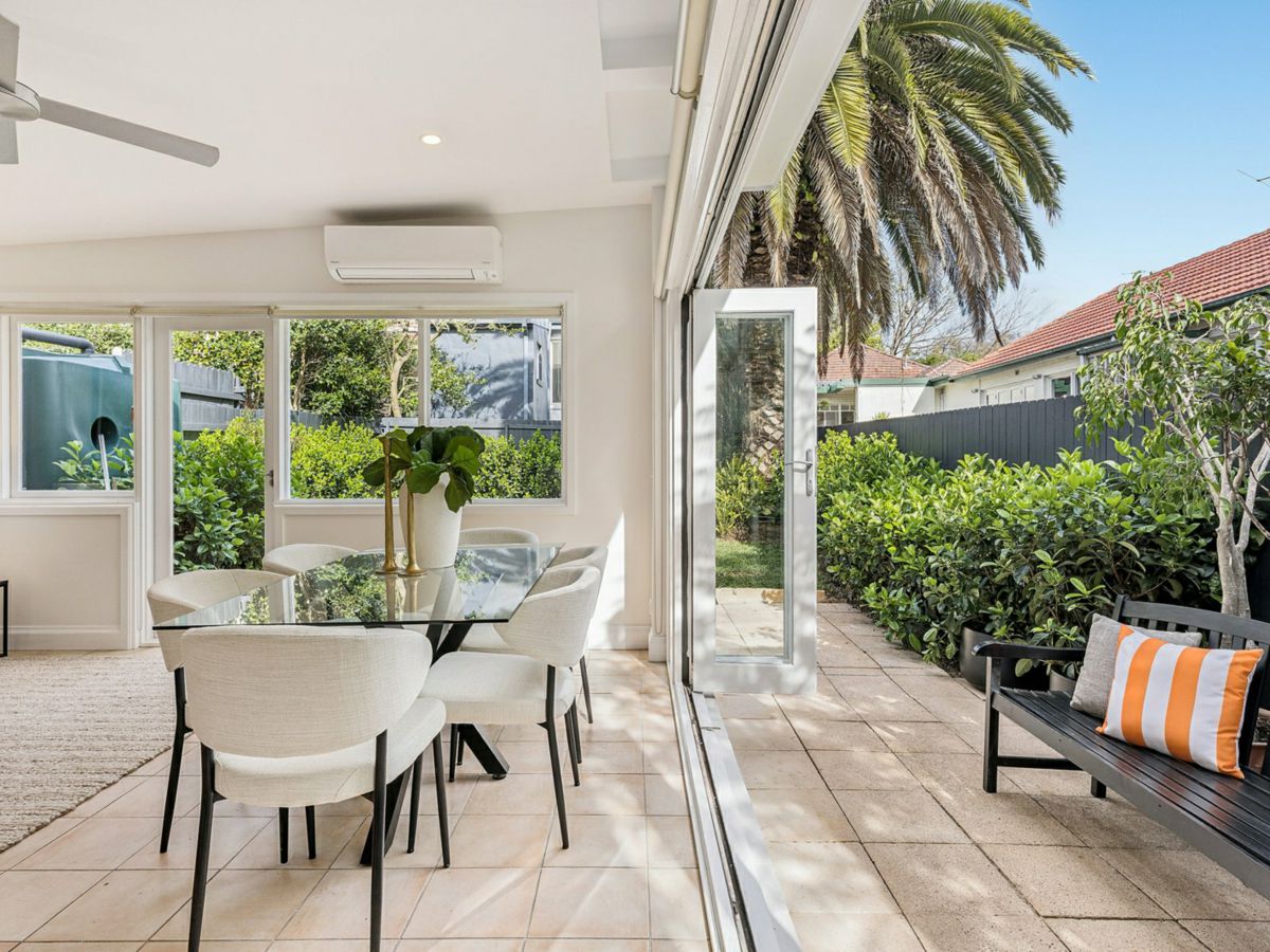 10A Wolger Road, Mosman - image 1