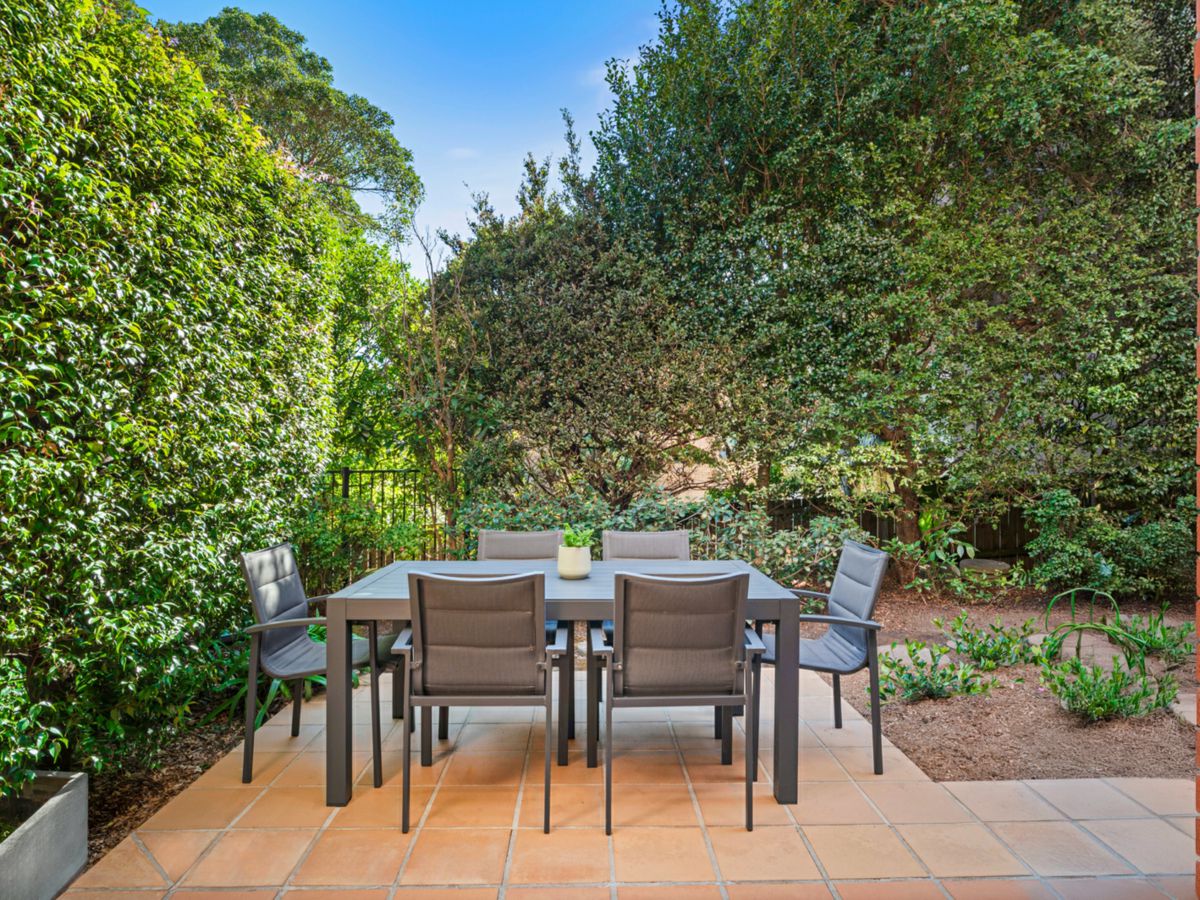 3/64 Cremorne Road, Cremorne Point - image 1