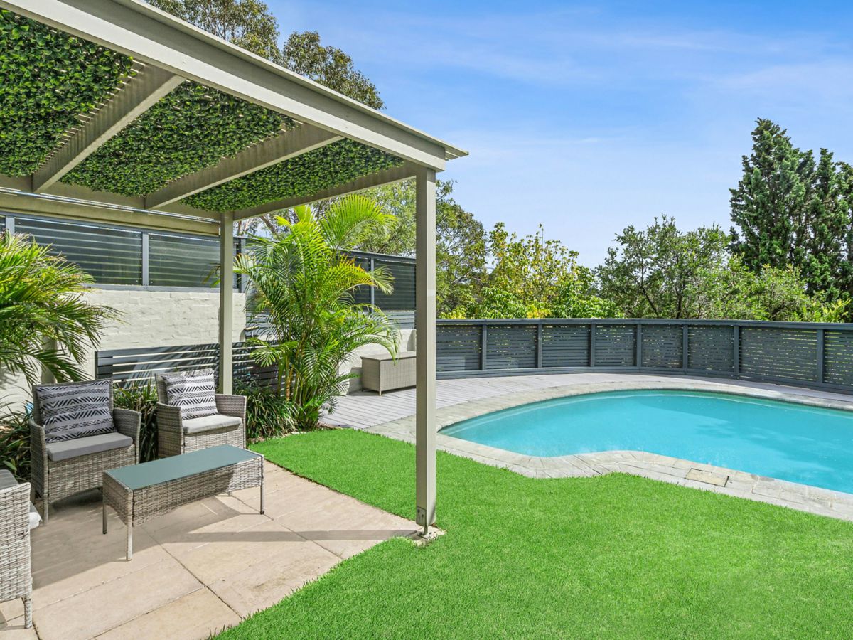 8 Yeats Avenue, Killarney Heights - image 3