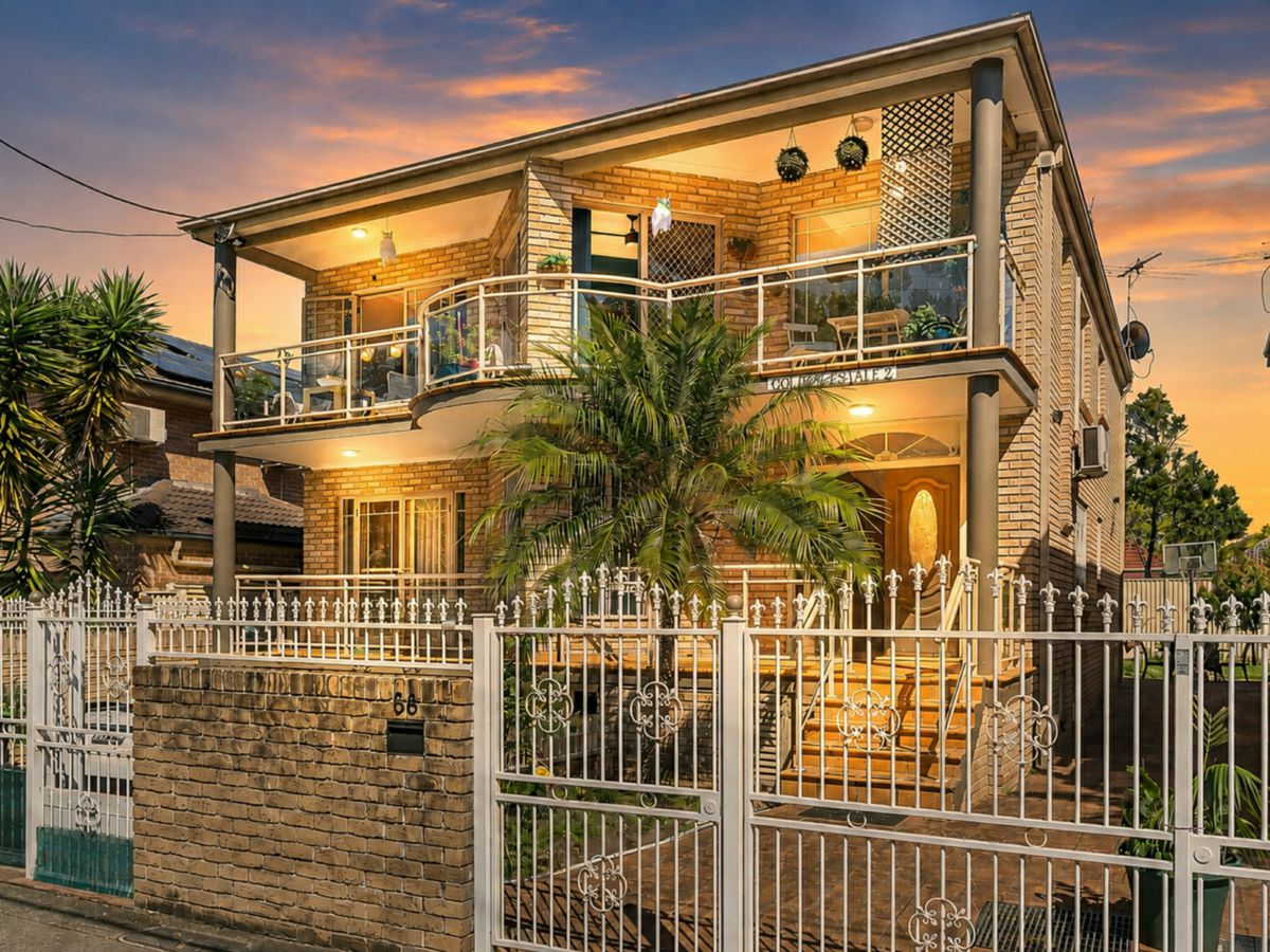 66 Sutherland Street, Mascot - image 1