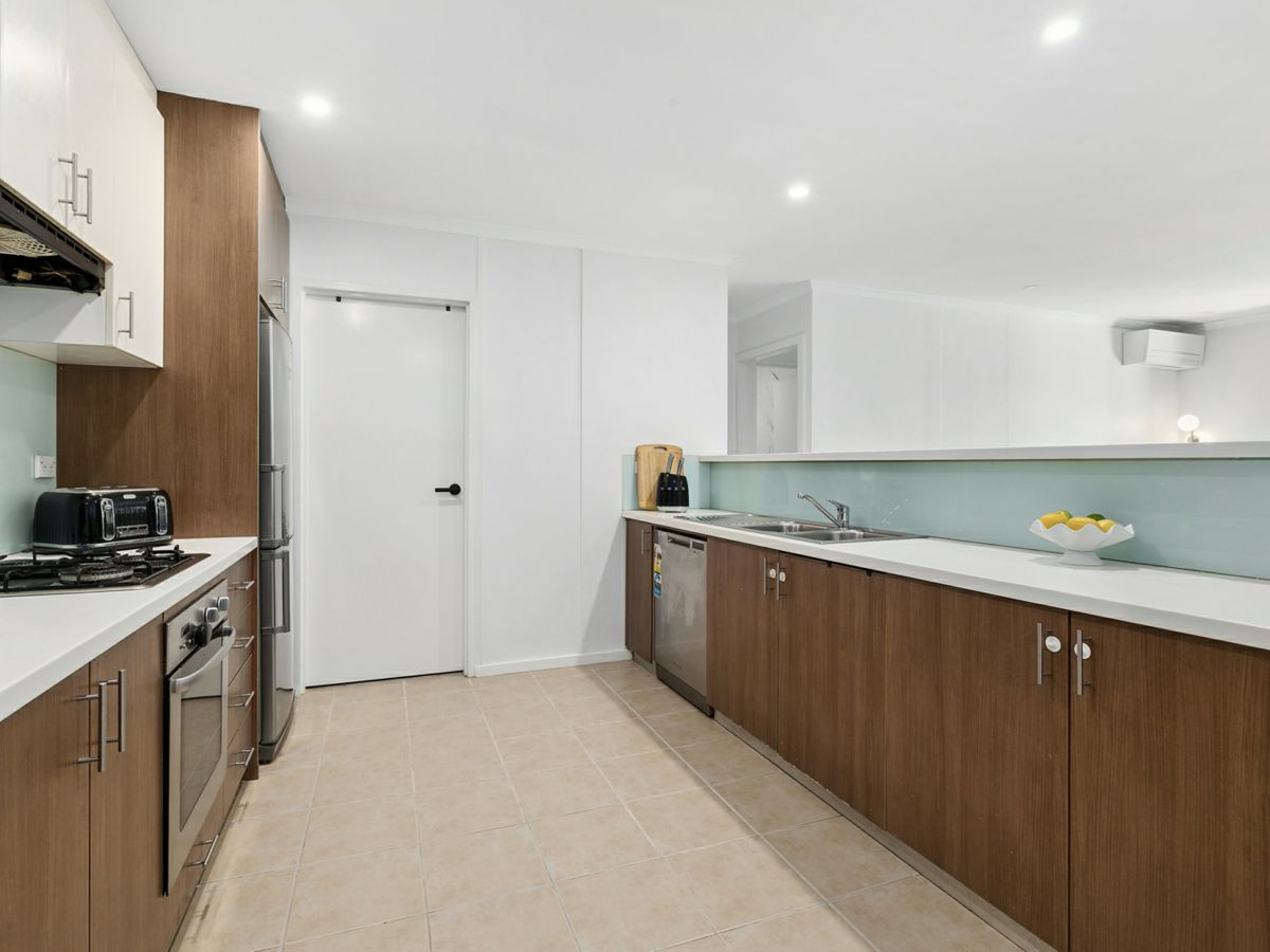 8/25 Chelmsford Avenue, Botany - image 3