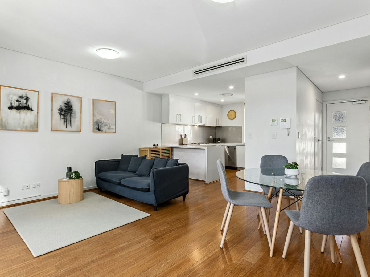 120/43 Cranbrook Street, Botany - image 2