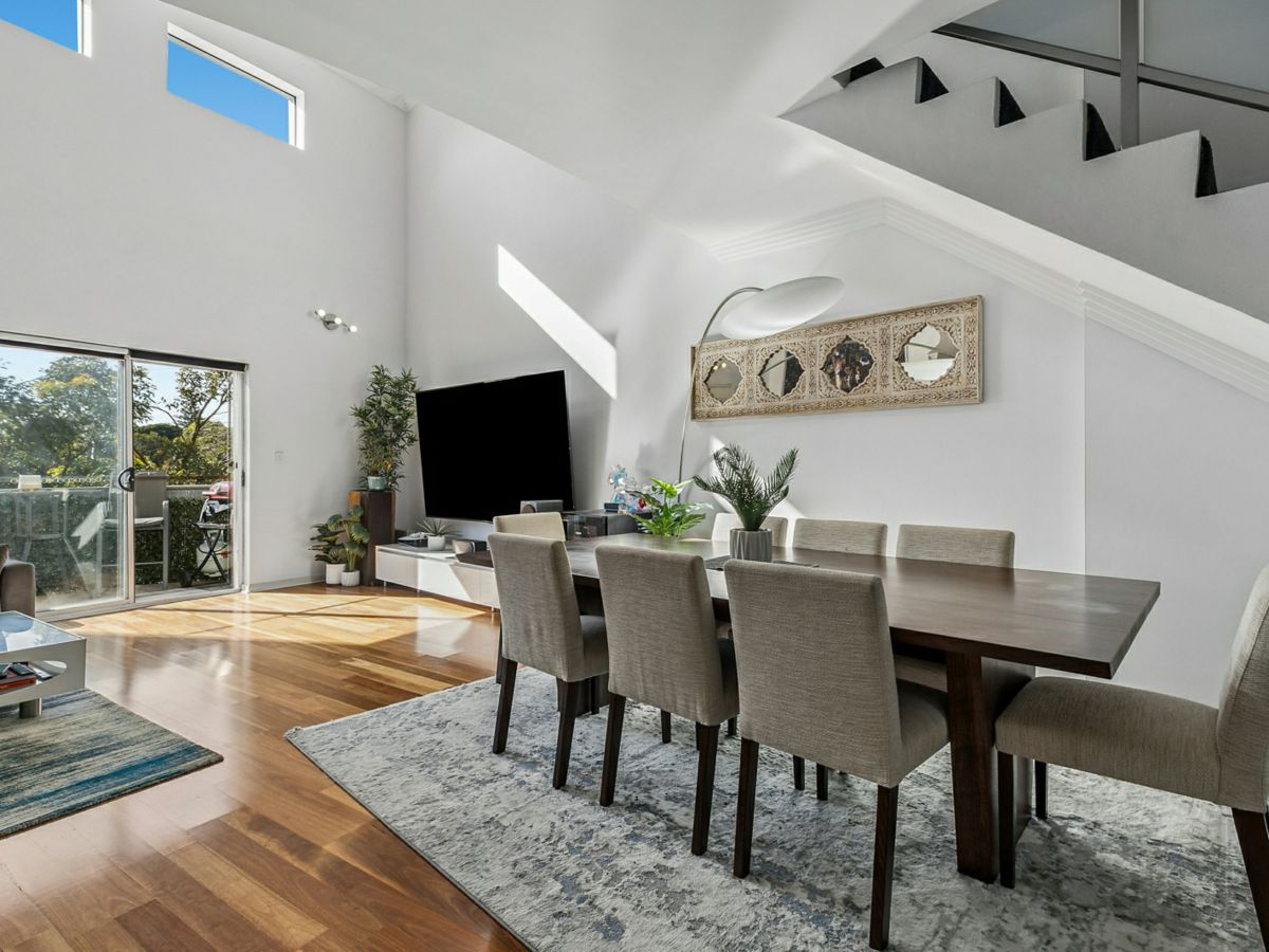 29/2 Victoria Street, Botany - image 2