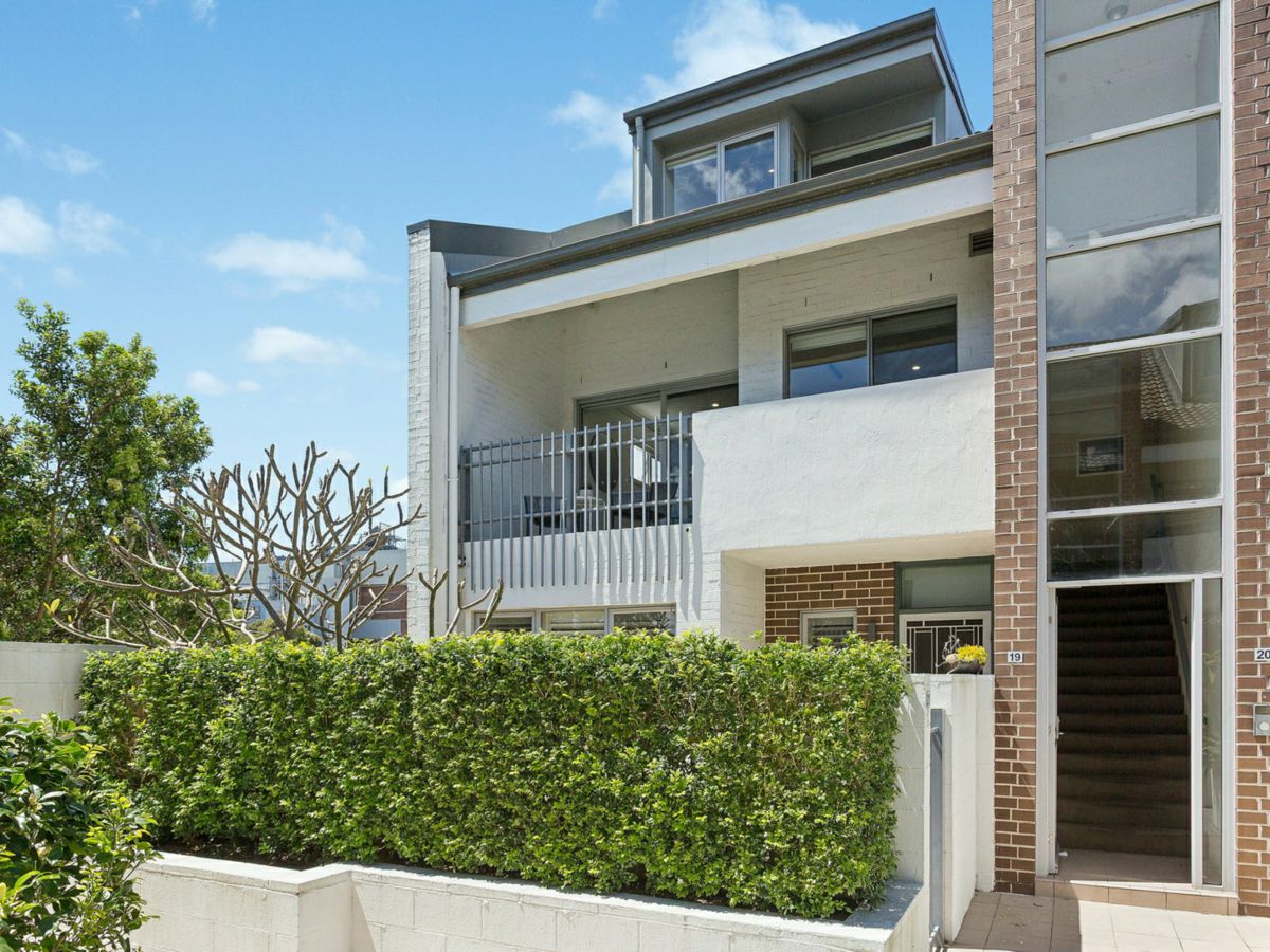 19/30 Stephen Road, Botany - image 1