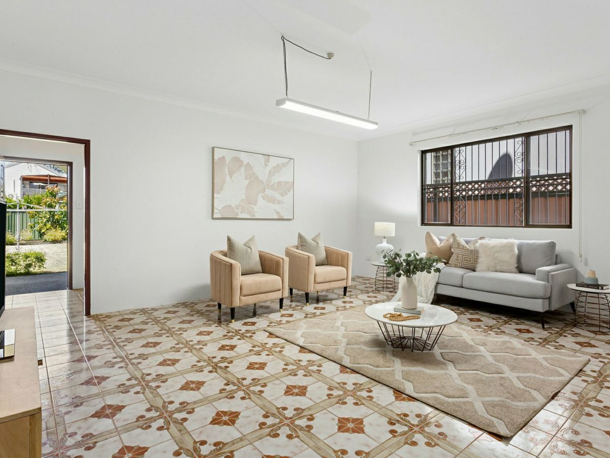 41 Banksia Street, Botany - image 2
