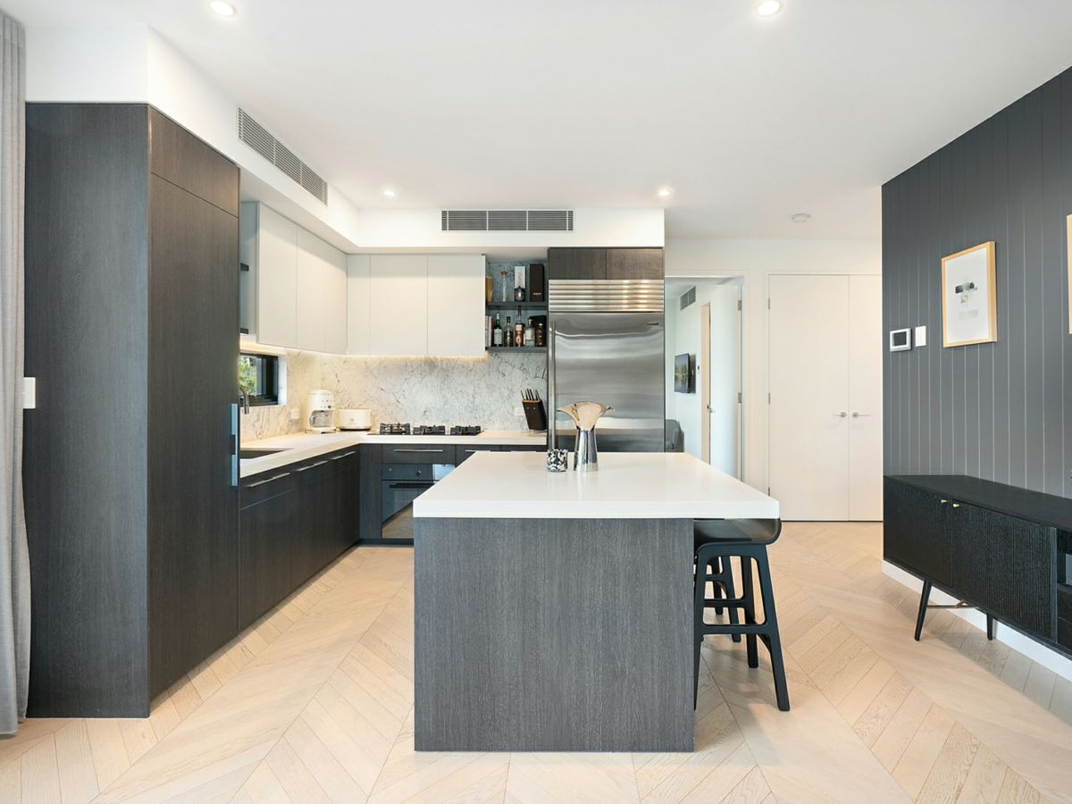33/52 Eastern Valley Way, Northbridge - image 3