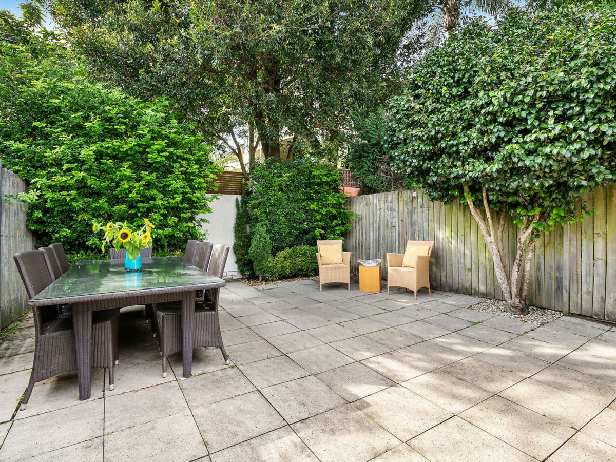 239 West Street, Cammeray - image 2