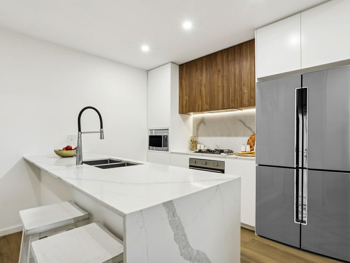 204/5 John Street, Kogarah Bay - image 2