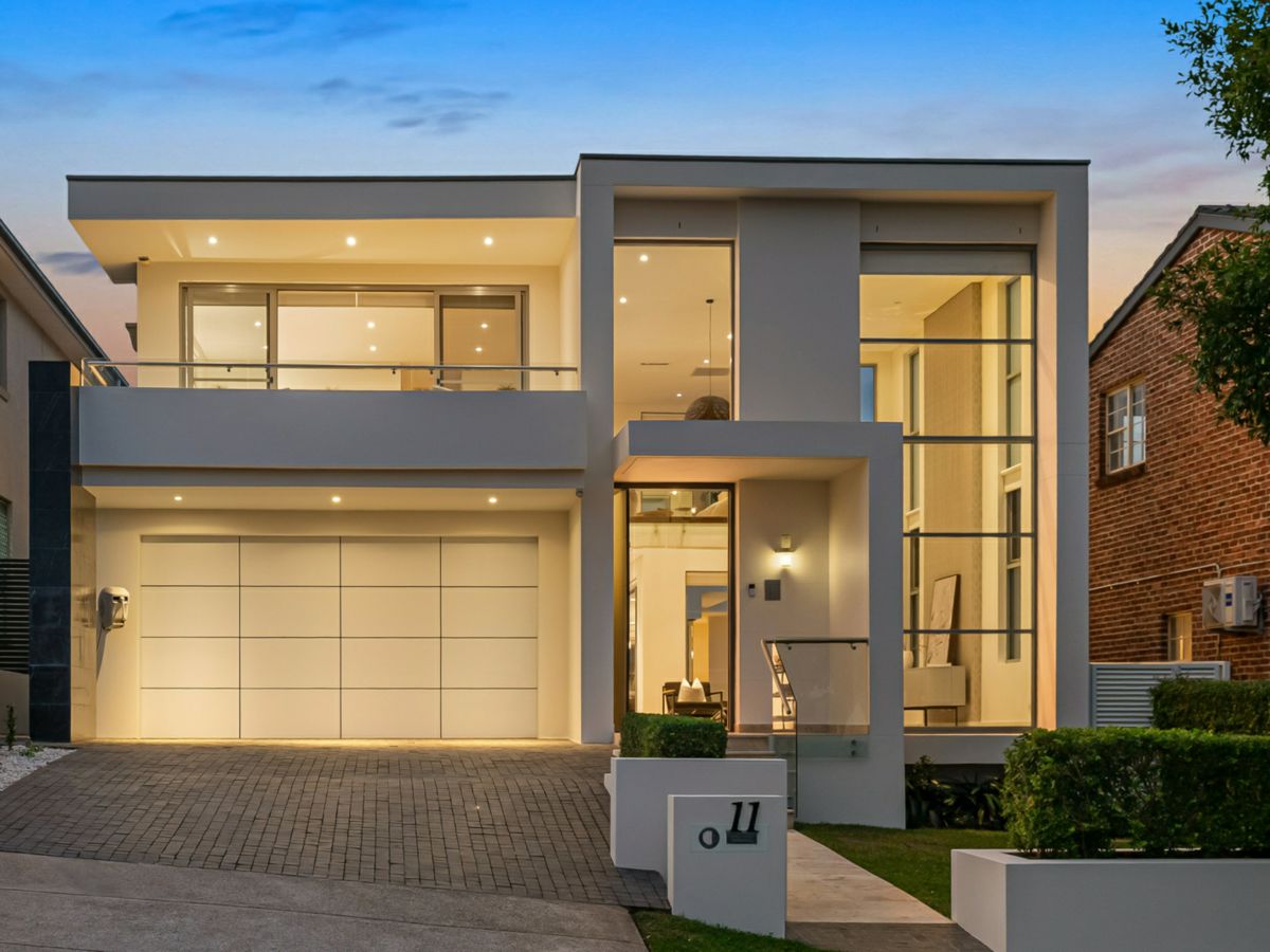 11 Lorna Avenue, Blakehurst - image 1