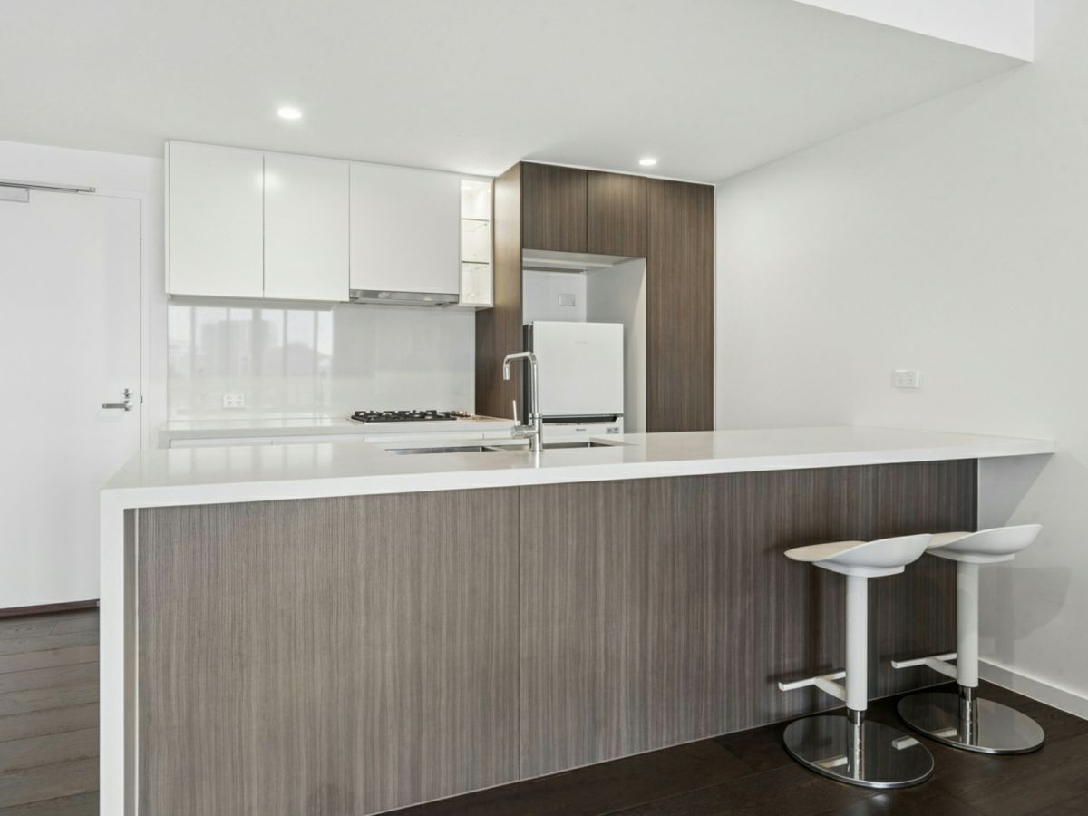 404/2 Martin Avenue, Arncliffe - image 2