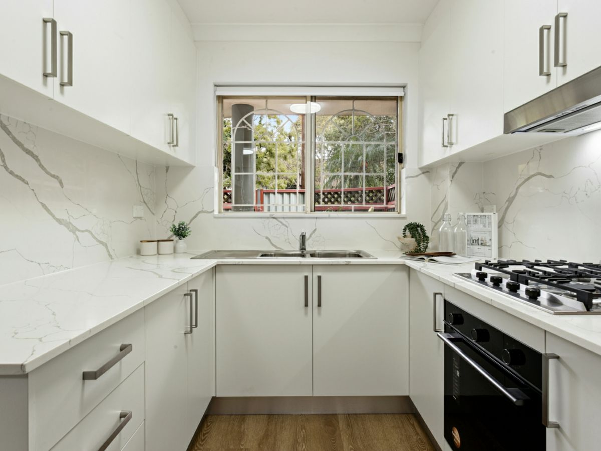2/158A Harrow Road, Kogarah - image 3