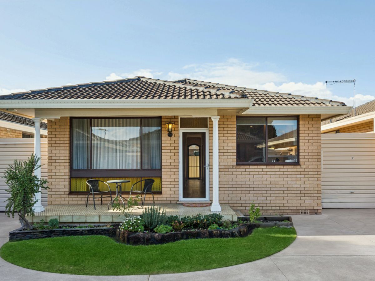 2/36 Fontainebleau Street, Sans Souci - image 1