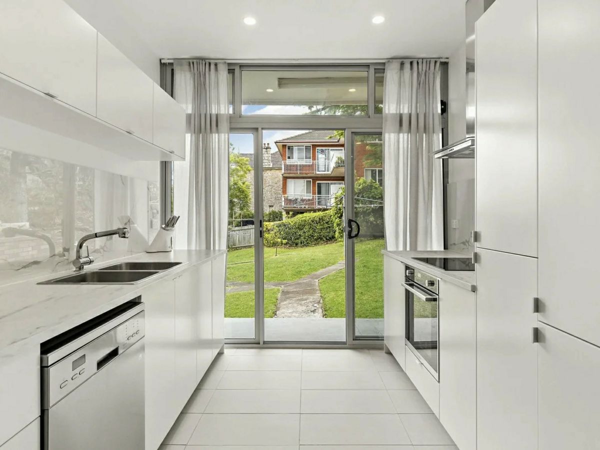 3/7 Pitt-Owen Avenue, Arncliffe - image 2