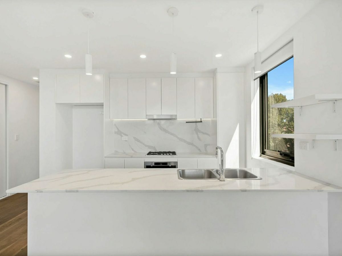 201/2 Bonney Street, Sans Souci - image 2