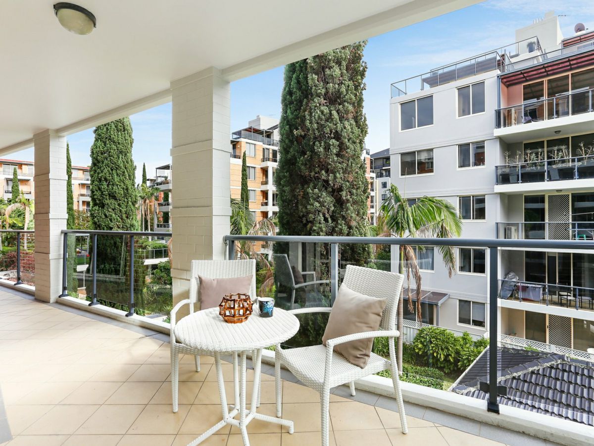 128/97 Bonar Street, Wolli Creek - image 1
