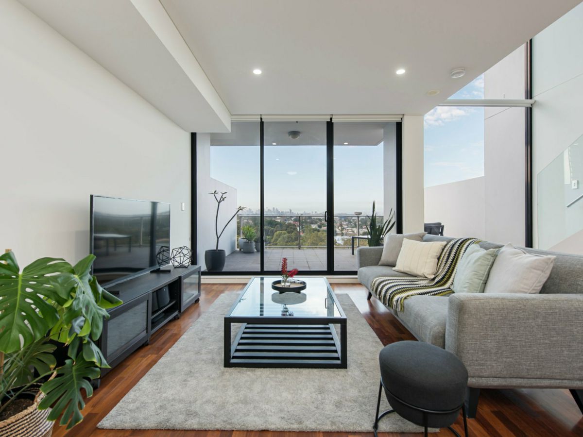 1004/2 Brodie Spark Drive, Wolli Creek - image 1
