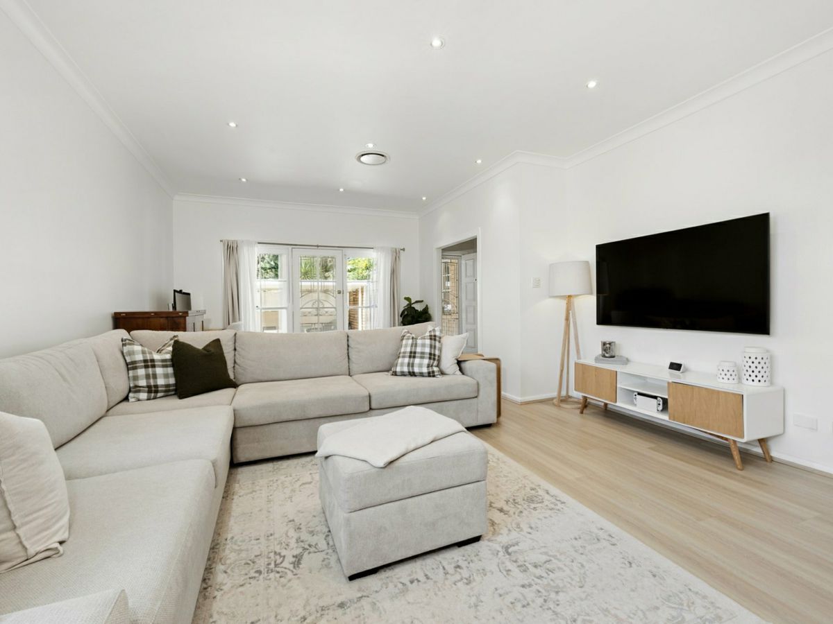 18/23 Fontainebleau Street, Sans Souci - image 1