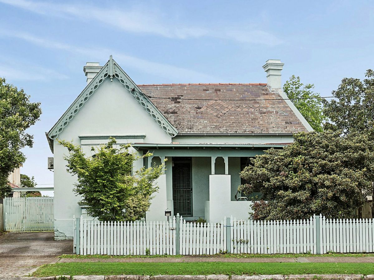 208 Forest Road, Arncliffe - image 2