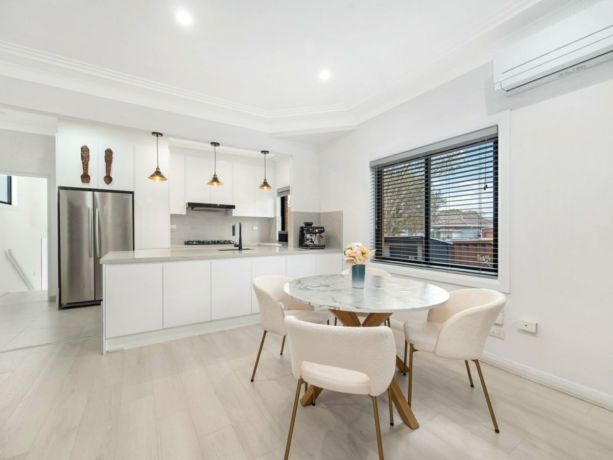 16 Slade Road, Bardwell Park - image 2