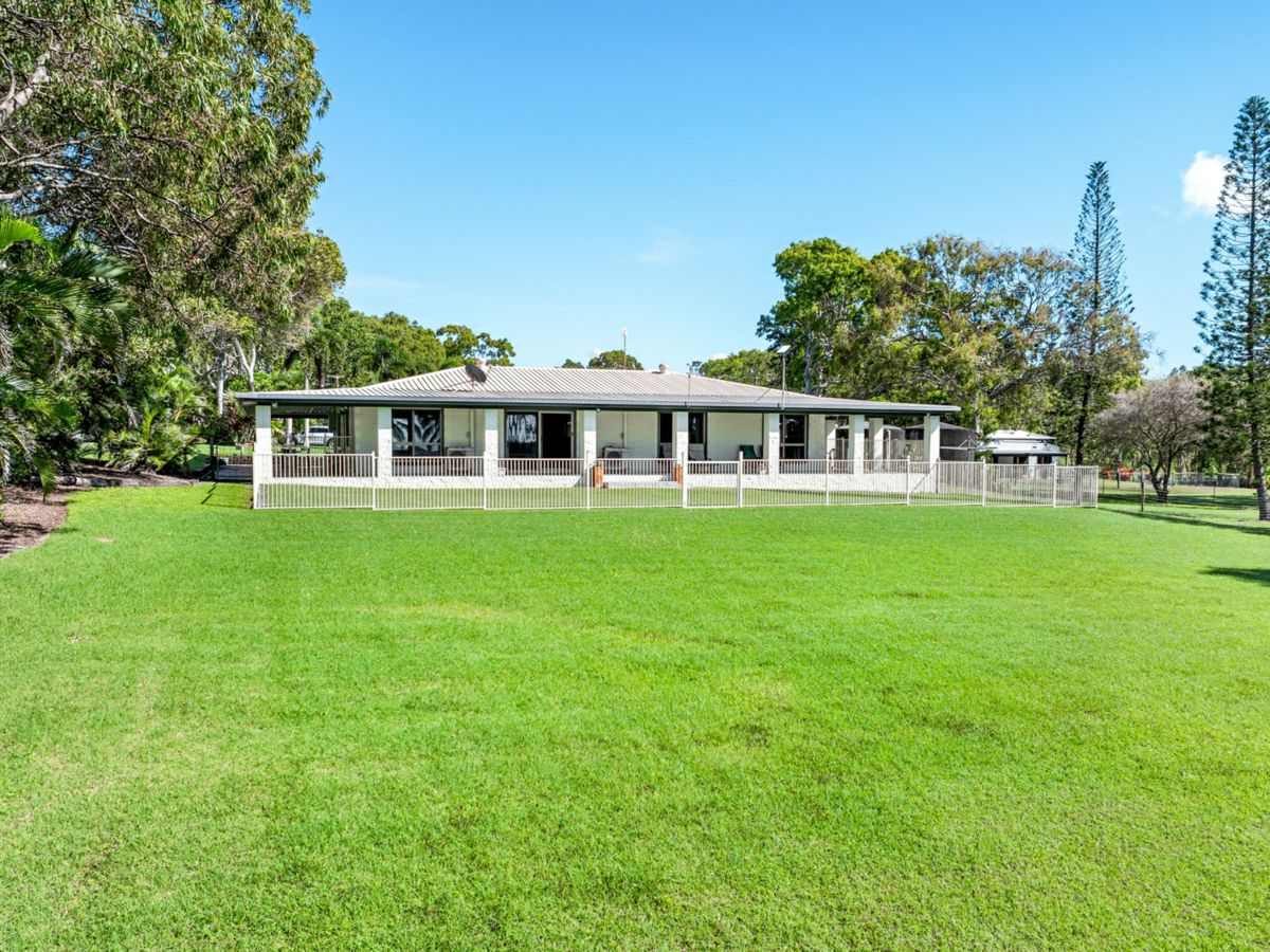 566 Miran Khan Drive, Freshwater Point - image 2