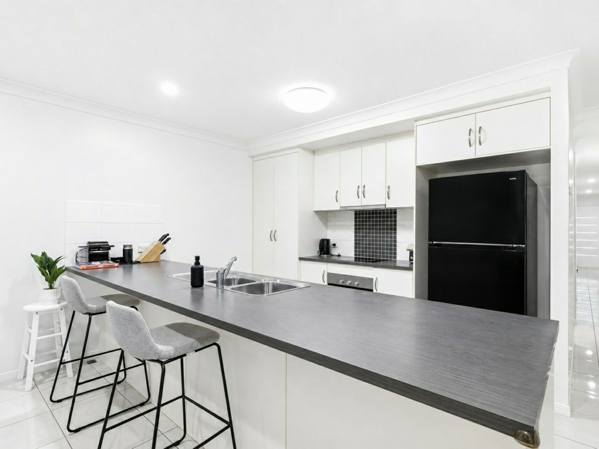 1&2/42 Eileen Street, Walkerston - image 2