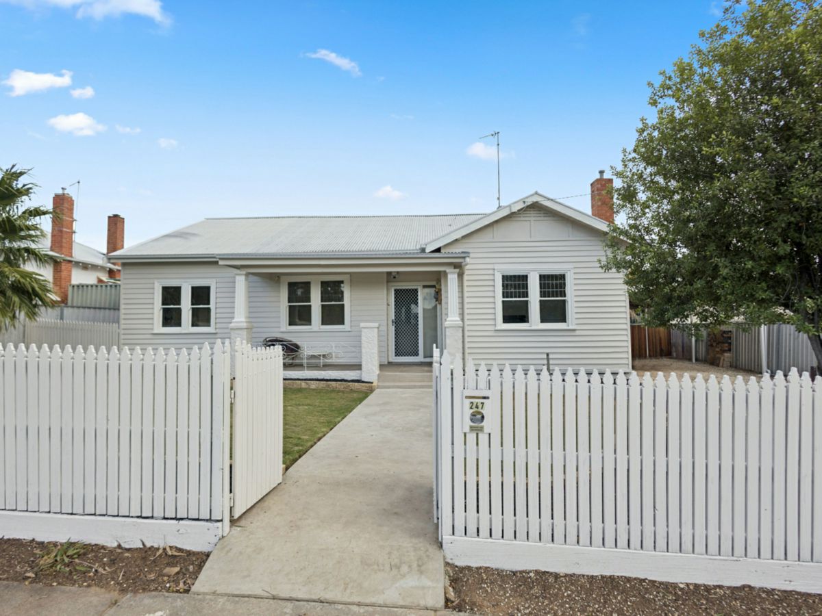 247 Arnold Street, North Bendigo - image 1
