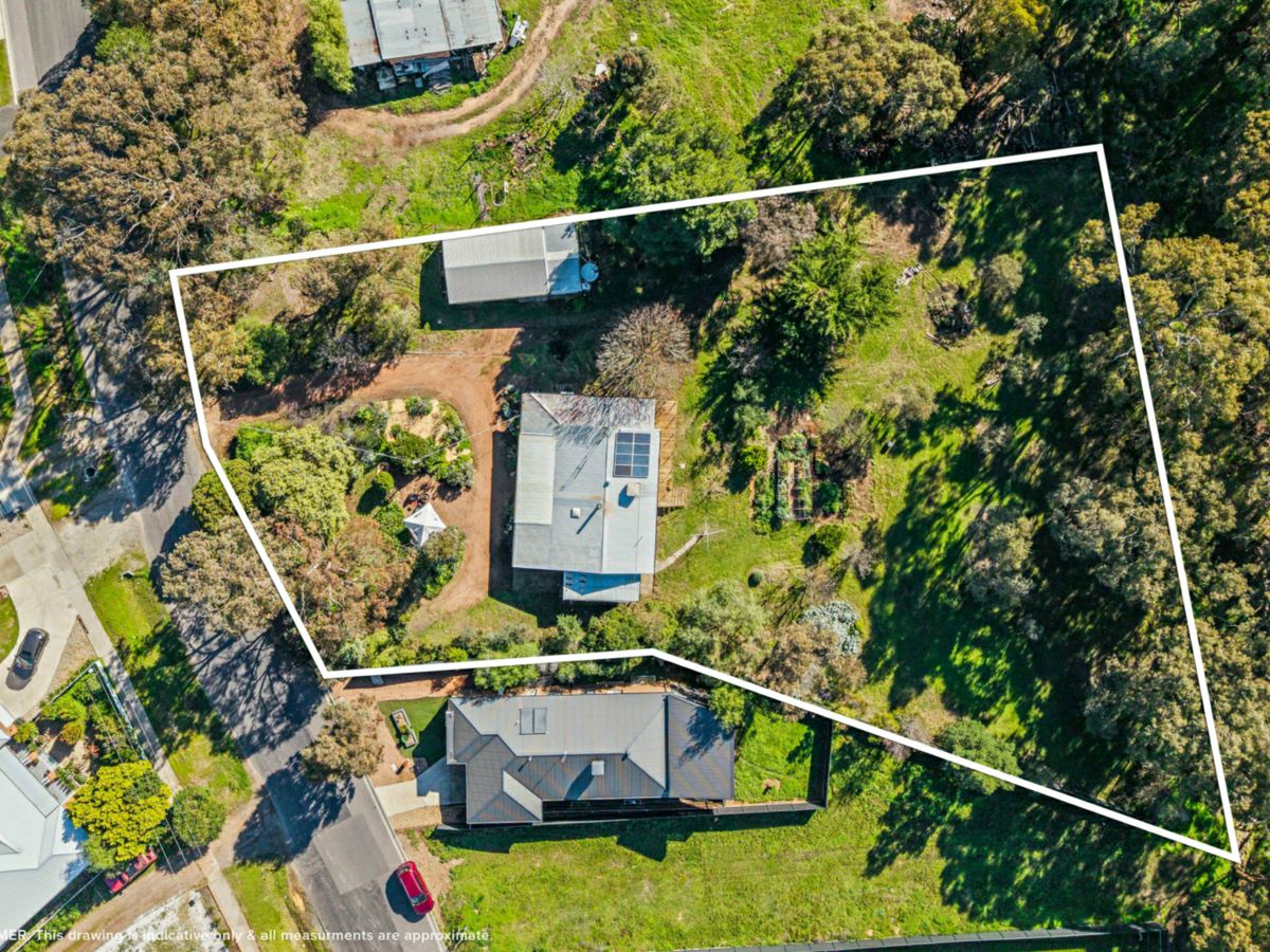 53 Phillis Street, Kangaroo Flat - image 2