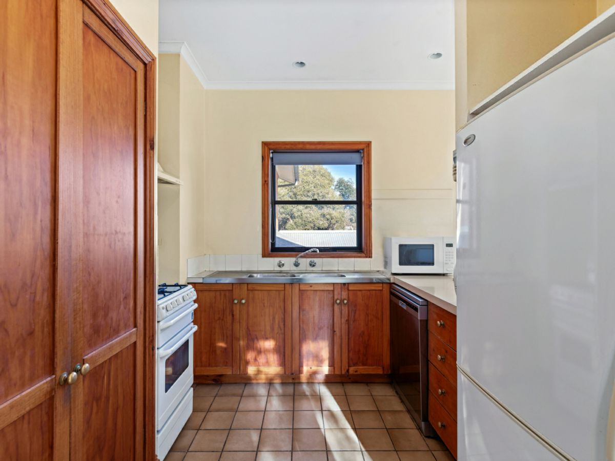 2/36 Harley Street, Strathdale - image 3