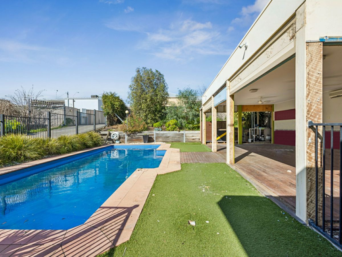 3/72A Sternberg Street, Kennington - image 2