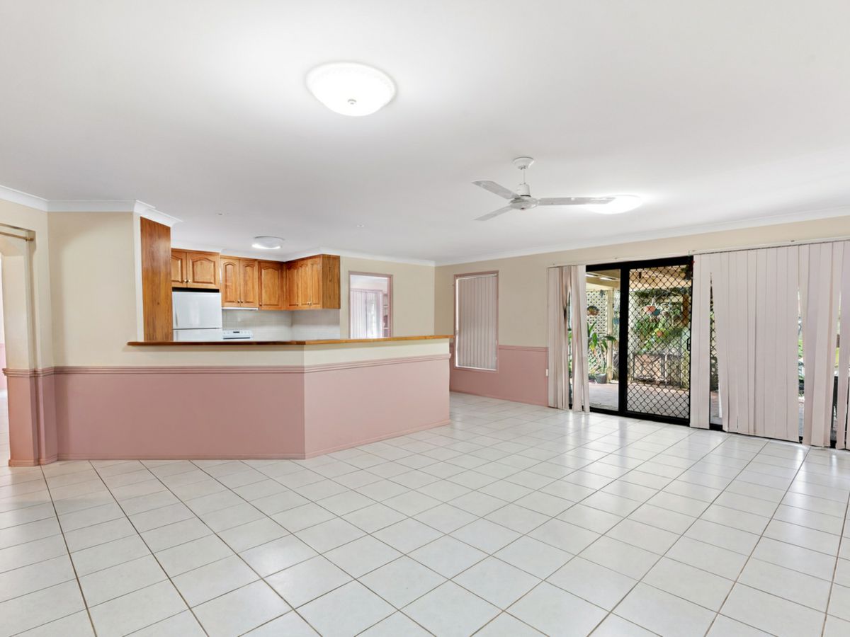 13 Bronwyn Court, Highfields - image 3