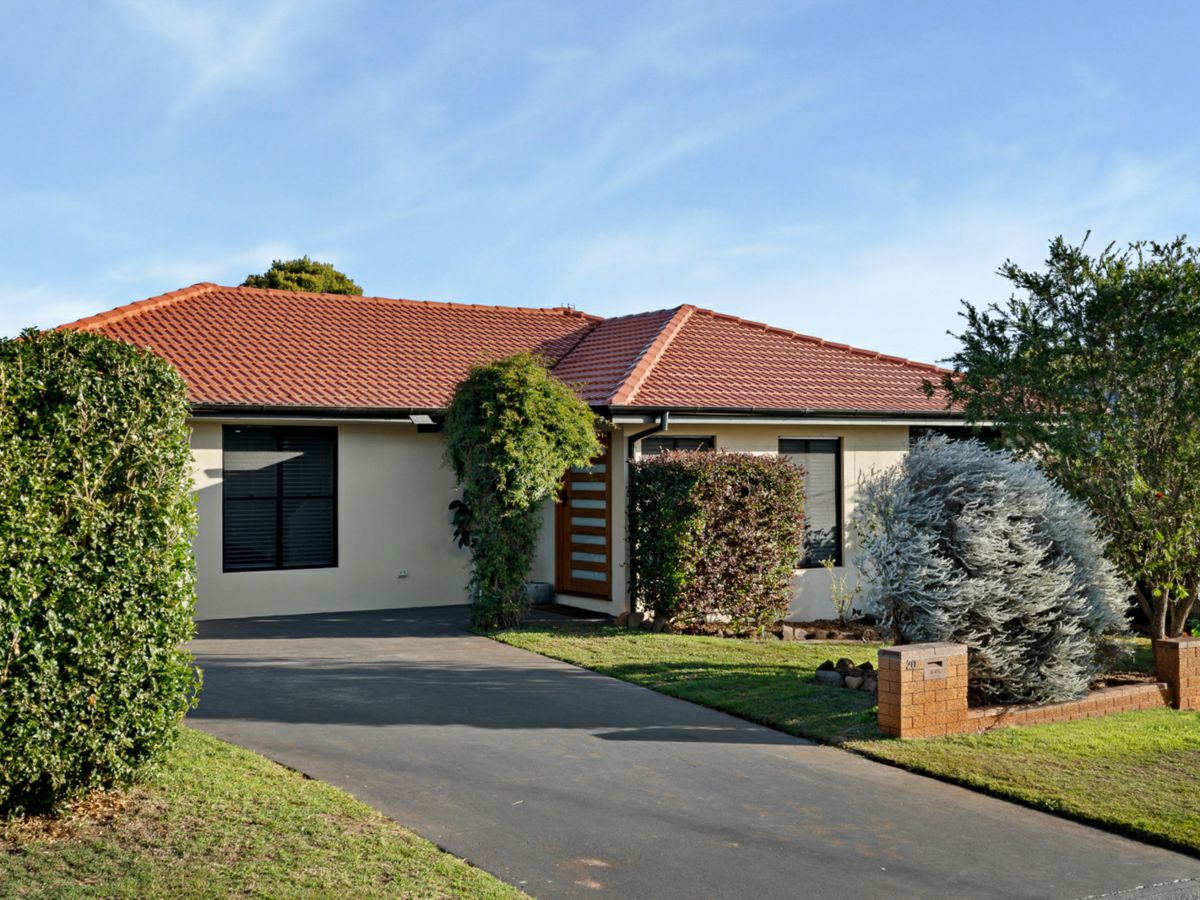 20 Faith Street, Rangeville - image 2