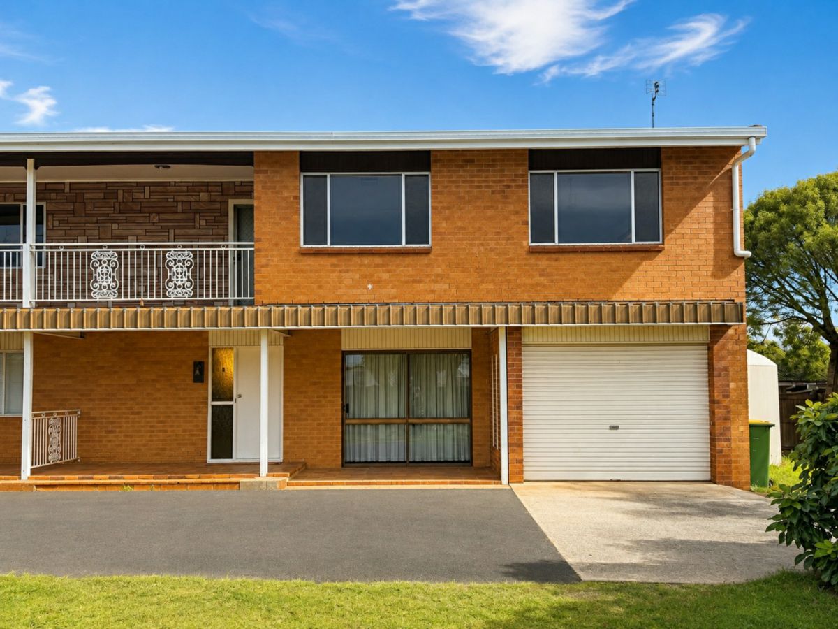 4/277 Bridge Street, Newtown - image 1