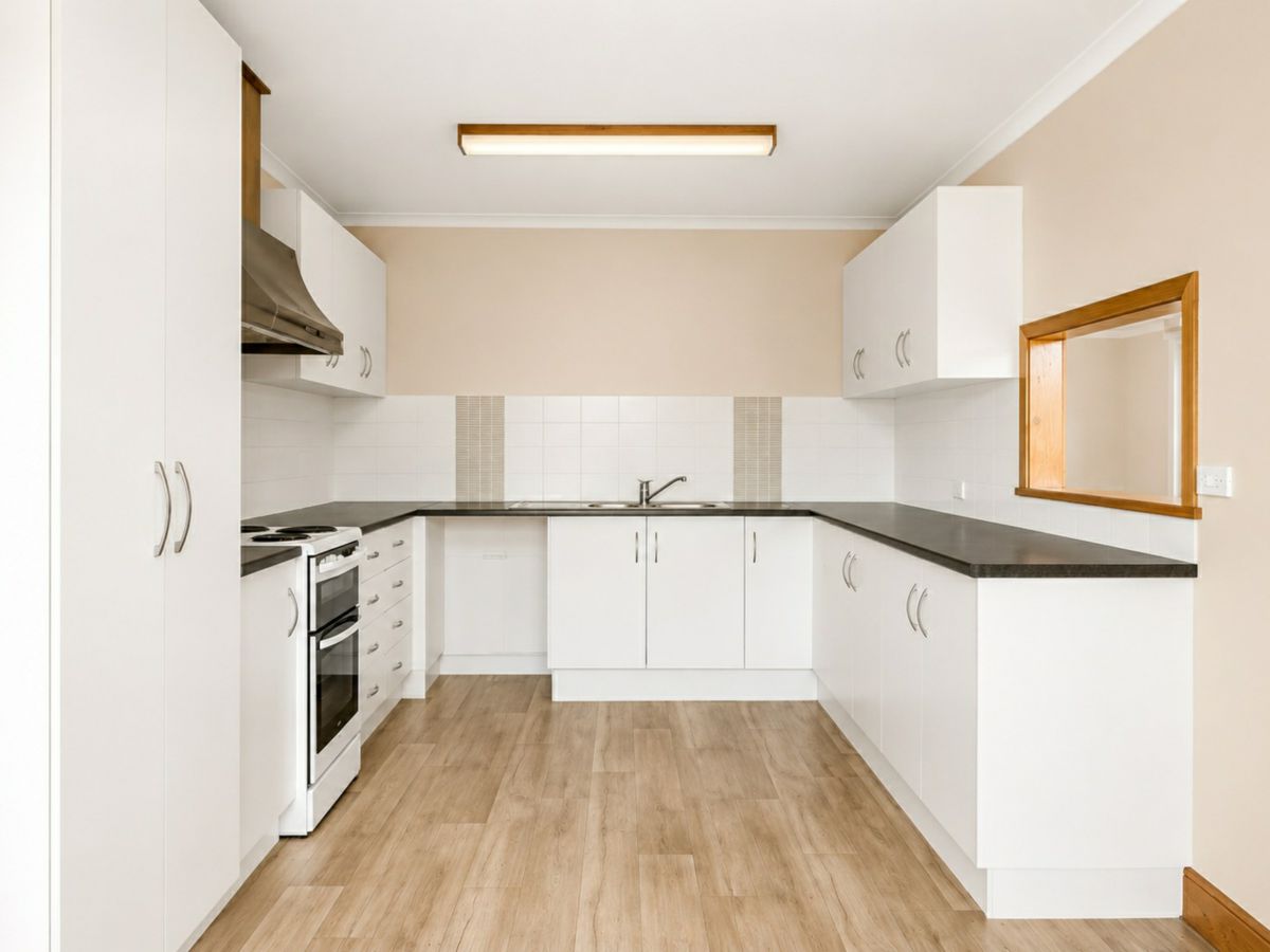 4/277 Bridge Street, Newtown - image 3