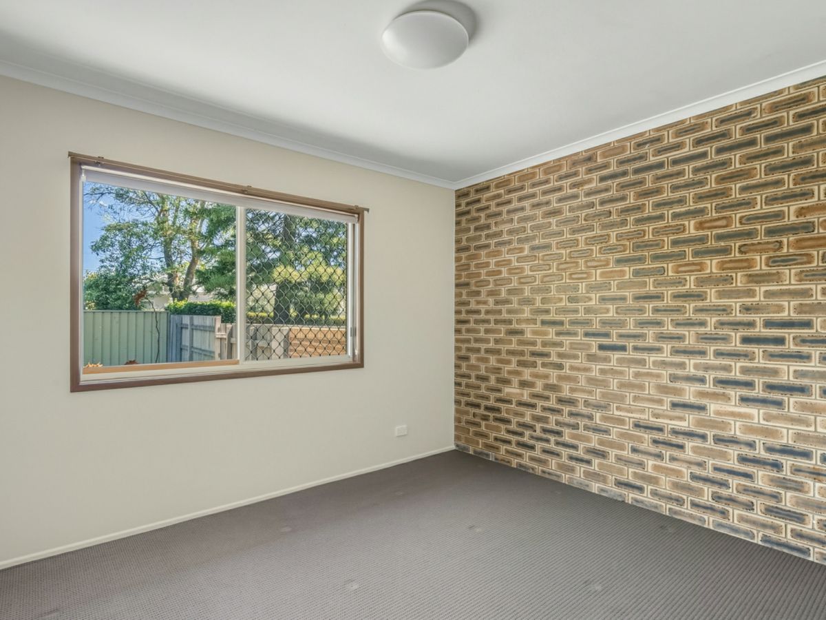 8/5 Godrey Street, East Toowoomba - image 2