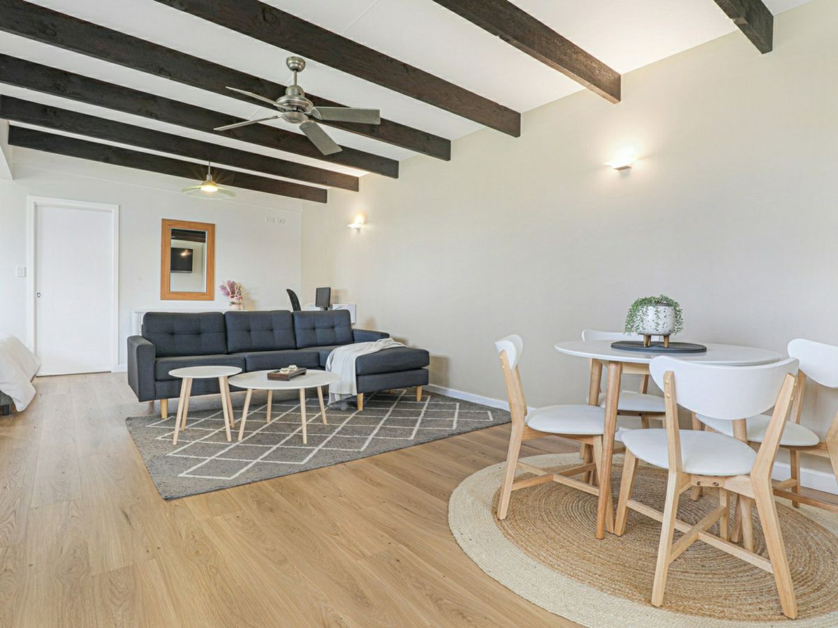109 Cabbage Tree Ln, Fairy Meadow - image 1