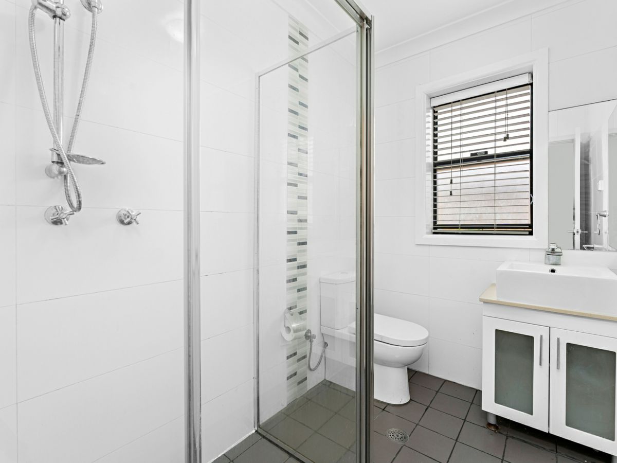 13/24 Market Street, Wollongong - image 2