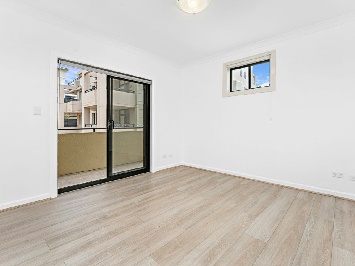 13/24 Market Street, Wollongong - image 3