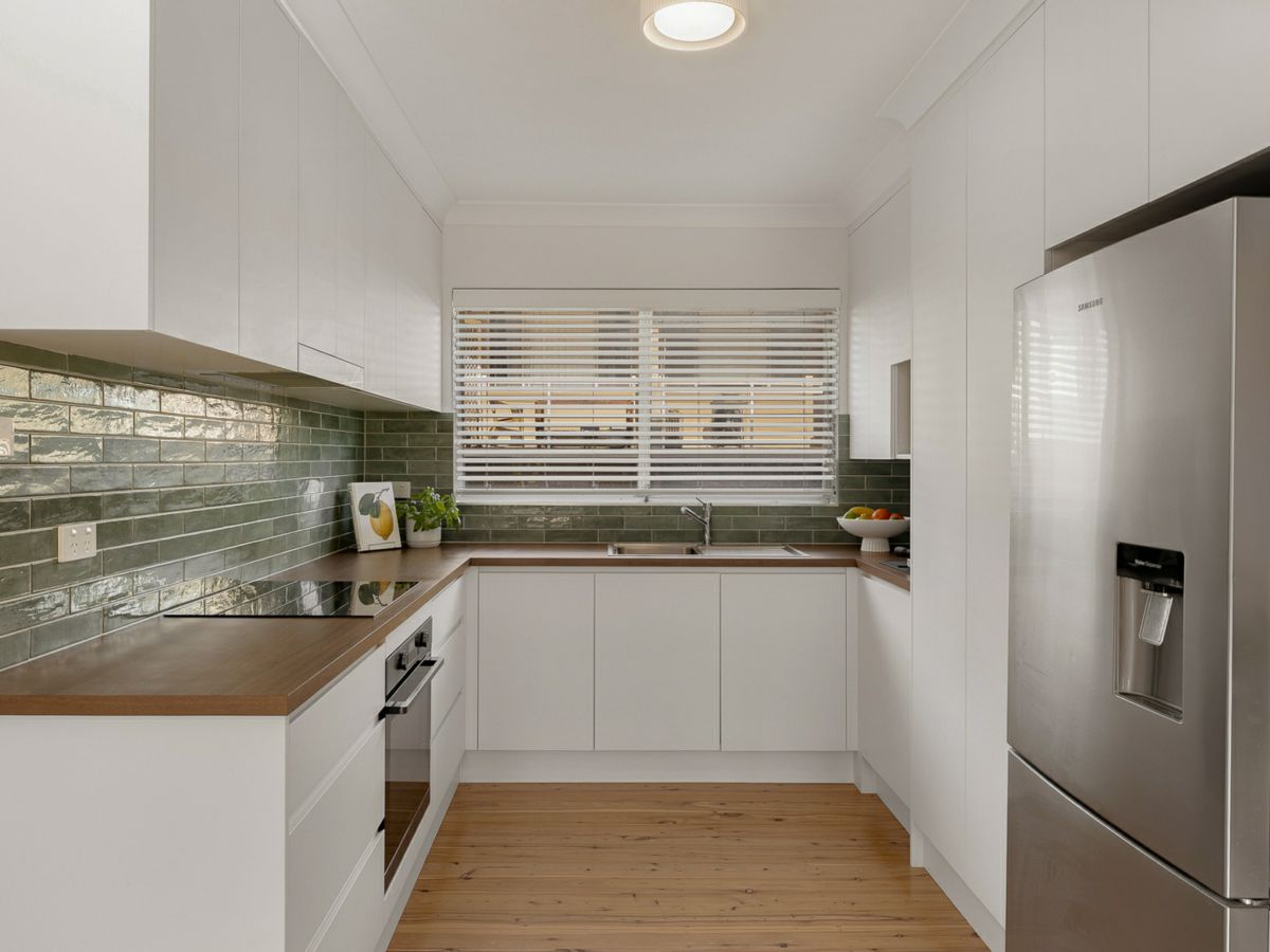 8/45 Church Street, Wollongong - image 1