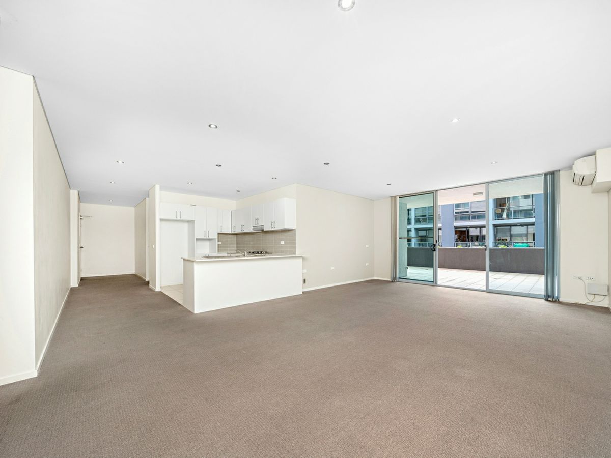 4/143 Corrimal Street, Wollongong - image 2