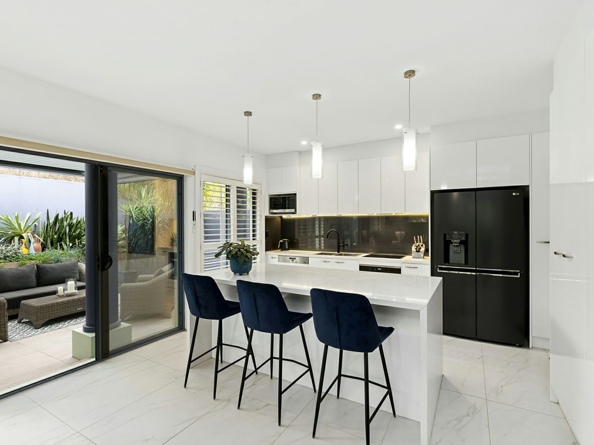 5/85 Willoughby Road, Terrigal - image 1